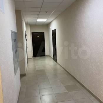 Продается 1-комнатная квартира, 40 м²