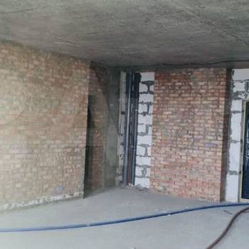 Продается 1-комнатная квартира, 171,2 м²