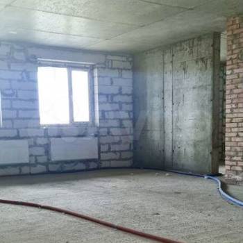 Продается 1-комнатная квартира, 171,2 м²