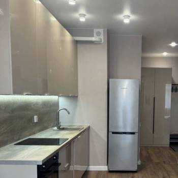 Продается 1-комнатная квартира, 39 м²