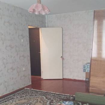 Продается 1-комнатная квартира, 32 м²