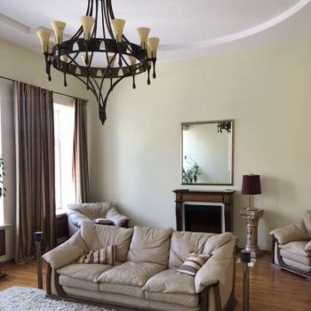 Продается Многокомнатная квартира, 172 м²