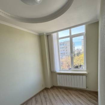 Продается Многокомнатная квартира, 108 м²