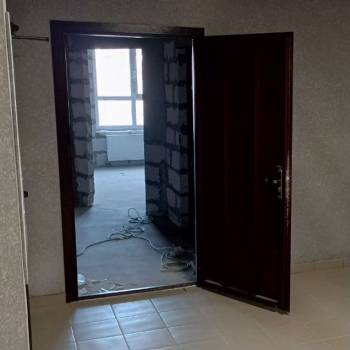 Продается 1-комнатная квартира, 43 м²