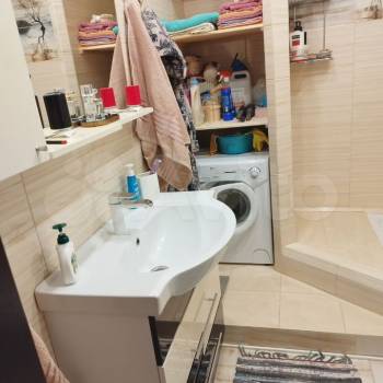 Продается 1-комнатная квартира, 42,9 м²