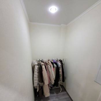 Продается 1-комнатная квартира, 38 м²