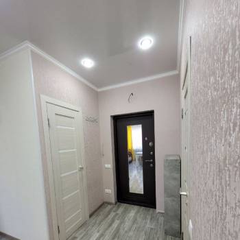 Продается 1-комнатная квартира, 38 м²