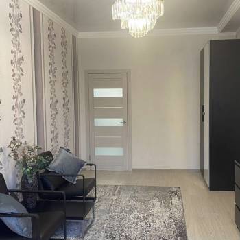 Продается 1-комнатная квартира, 49,4 м²