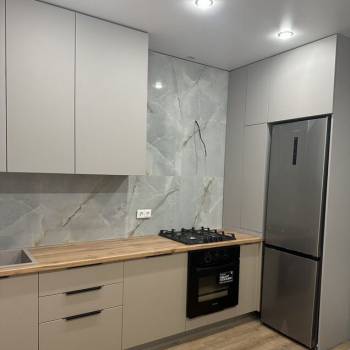 Продается 1-комнатная квартира, 40 м²