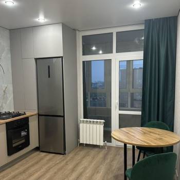 Продается 1-комнатная квартира, 40 м²