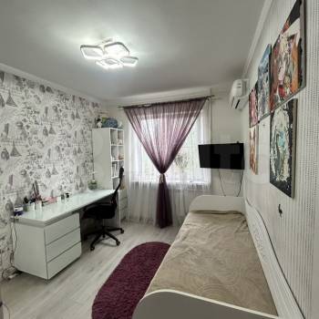 Продается Многокомнатная квартира, 91 м²