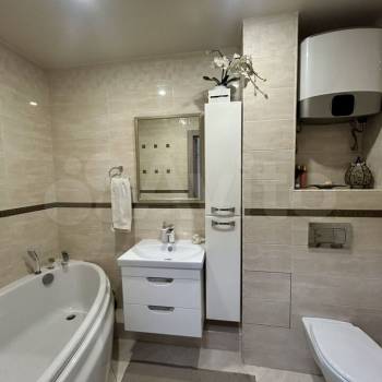 Продается Многокомнатная квартира, 91 м²