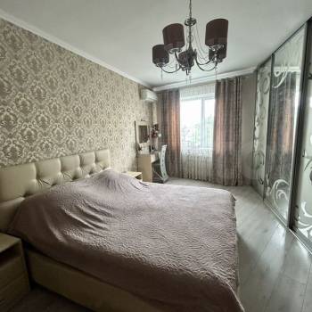 Продается Многокомнатная квартира, 91 м²