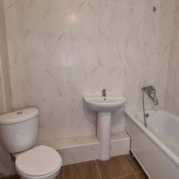 Продается 1-комнатная квартира, 37 м²