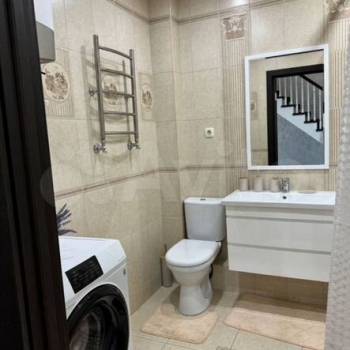 Сдается Многокомнатная квартира, 170 м²