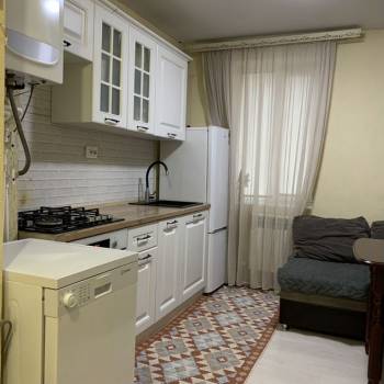 Продается 2-х комнатная квартира, 42 м²