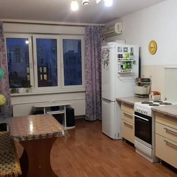 Продается Многокомнатная квартира, 113,6 м²