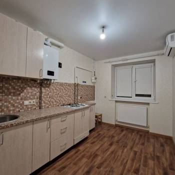 Продается 1-комнатная квартира, 32 м²