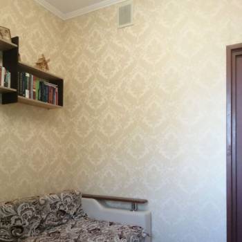 Продается 1-комнатная квартира, 38 м²