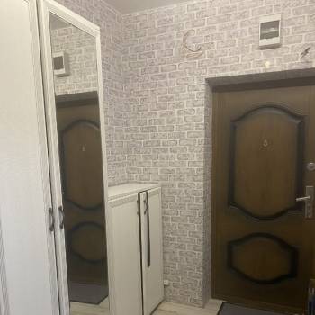 Продается 1-комнатная квартира, 37 м²