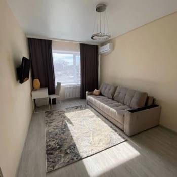 Сдается 1-комнатная квартира, 40 м²