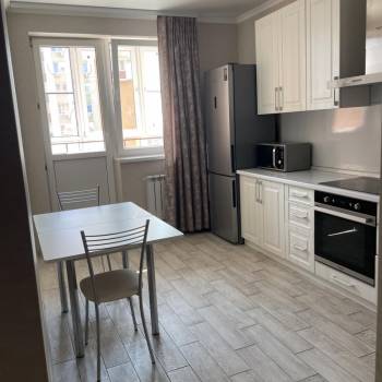 Продается 1-комнатная квартира, 41,2 м²