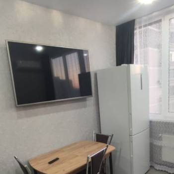 Сдается 1-комнатная квартира, 42 м²