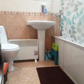 Продается 1-комнатная квартира, 38 м²