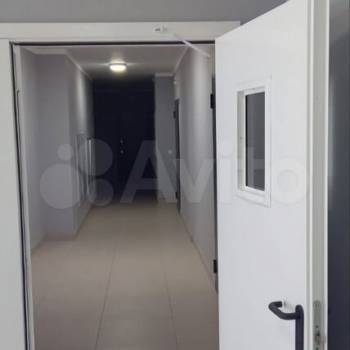 Продается 1-комнатная квартира, 39 м²