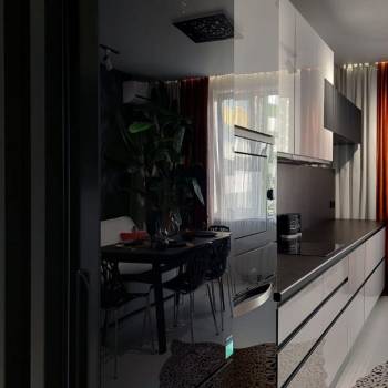 Продается Многокомнатная квартира, 75 м²