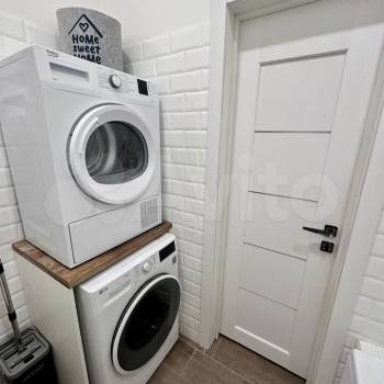 Продается 1-комнатная квартира, 42 м²