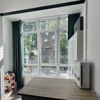 Продается 1-комнатная квартира, 42 м²