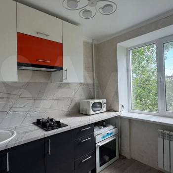 Продается 3-х комнатная квартира, 52,8 м²