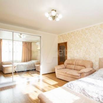 Продается 1-комнатная квартира, 35,9 м²
