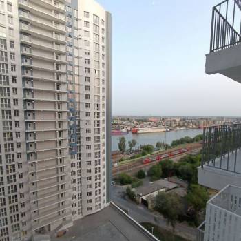 Продается 1-комнатная квартира, 35 м²