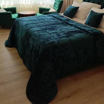 Продается 1-комнатная квартира, 42 м²