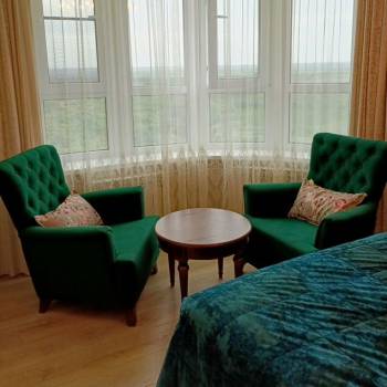 Продается 1-комнатная квартира, 42 м²