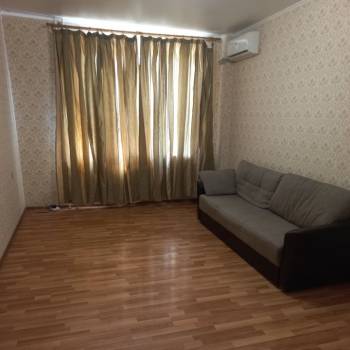 Продается 1-комнатная квартира, 40,5 м²