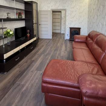 Продается 1-комнатная квартира, 40 м²