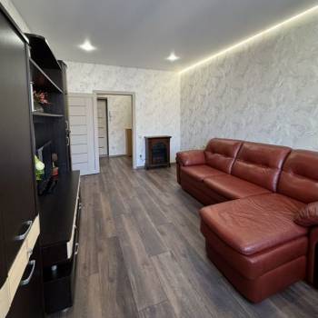 Продается 1-комнатная квартира, 40 м²