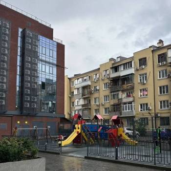 Продается Многокомнатная квартира, 135,8 м²