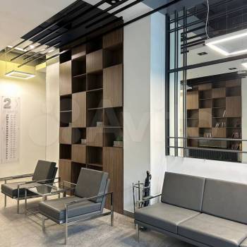 Продается Многокомнатная квартира, 135,8 м²