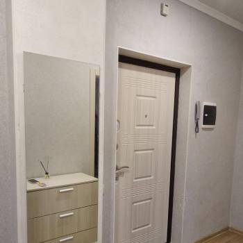 Продается 1-комнатная квартира, 46 м²