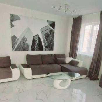 Продается 2-х комнатная квартира, 55 м²