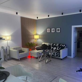 Продается 2-х комнатная квартира, 59,6 м²