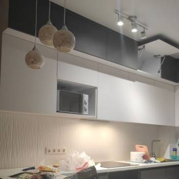 Продается 1-комнатная квартира, 42 м²