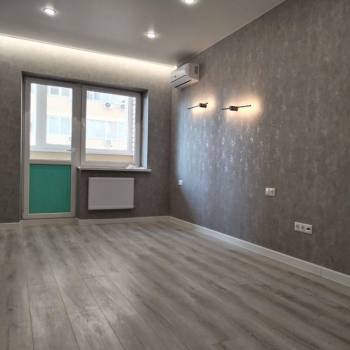 Продается 1-комнатная квартира, 43 м²