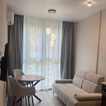 Продается 1-комнатная квартира, 39 м²