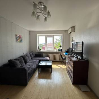 Продается 1-комнатная квартира, 29,8 м²