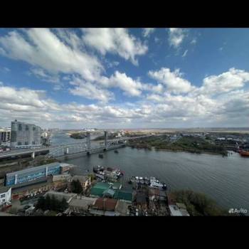 Продается 1-комнатная квартира, 37,3 м²